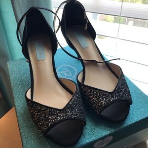 Blue by Betsy Johnson : Rita